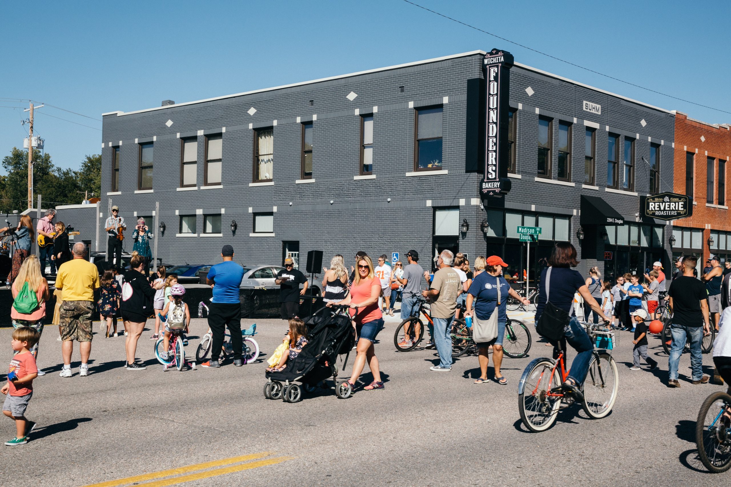 photo of Reverie Coffee Roasters during Open Streets ICT